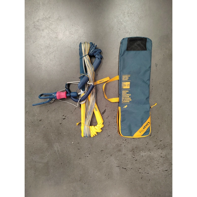 Pack Kitesurf Occasion Bandit XIII 11m² + Barre Linx + Harnais Culotte + Pads Vario + Planche Select + Pompe (DV LIBERO ROMANE) 7 Pack Kitesurf Occasion Bandit XIII 11m² + Barre Linx + Harnais Culotte + Pads Vario + Planche Select + Pompe (DV LIBERO ROMANE) – Image 5