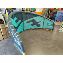 Pack Kitesurf Occasion Bandit XIII 11m² + Barre Linx + Harnais Culotte + Pads Vario + Planche Select + Pompe (DV LIBERO ROMANE) 16 Pack Kitesurf Occasion Bandit XIII 11m² + Barre Linx + Harnais Culotte + Pads Vario + Planche Select + Pompe (DV LIBERO ROMANE) -KITE-SPIRIT Soldes pack kitesurf occasion bandit xiii 11m barre linx harnais culotte pads vario planche select pompe dv libero 6