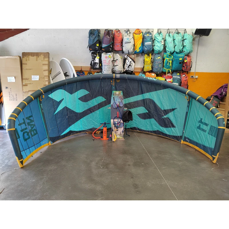 Pack Kitesurf Occasion Bandit XIII 11m² + Barre Linx + Harnais Culotte + Pads Vario + Planche Select + Pompe (DV LIBERO ROMANE) 3 Pack Kitesurf Occasion Bandit XIII 11m² + Barre Linx + Harnais Culotte + Pads Vario + Planche Select + Pompe (DV LIBERO ROMANE)