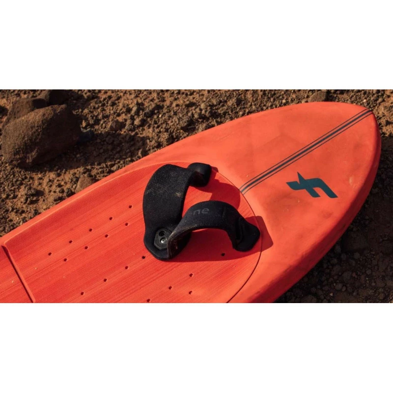 V-Strap F-one Foilboard X6 Self Tapping Screws (25mm) 5 V-Strap F-one Foilboard X6 Self Tapping Screws (25mm) – Image 3